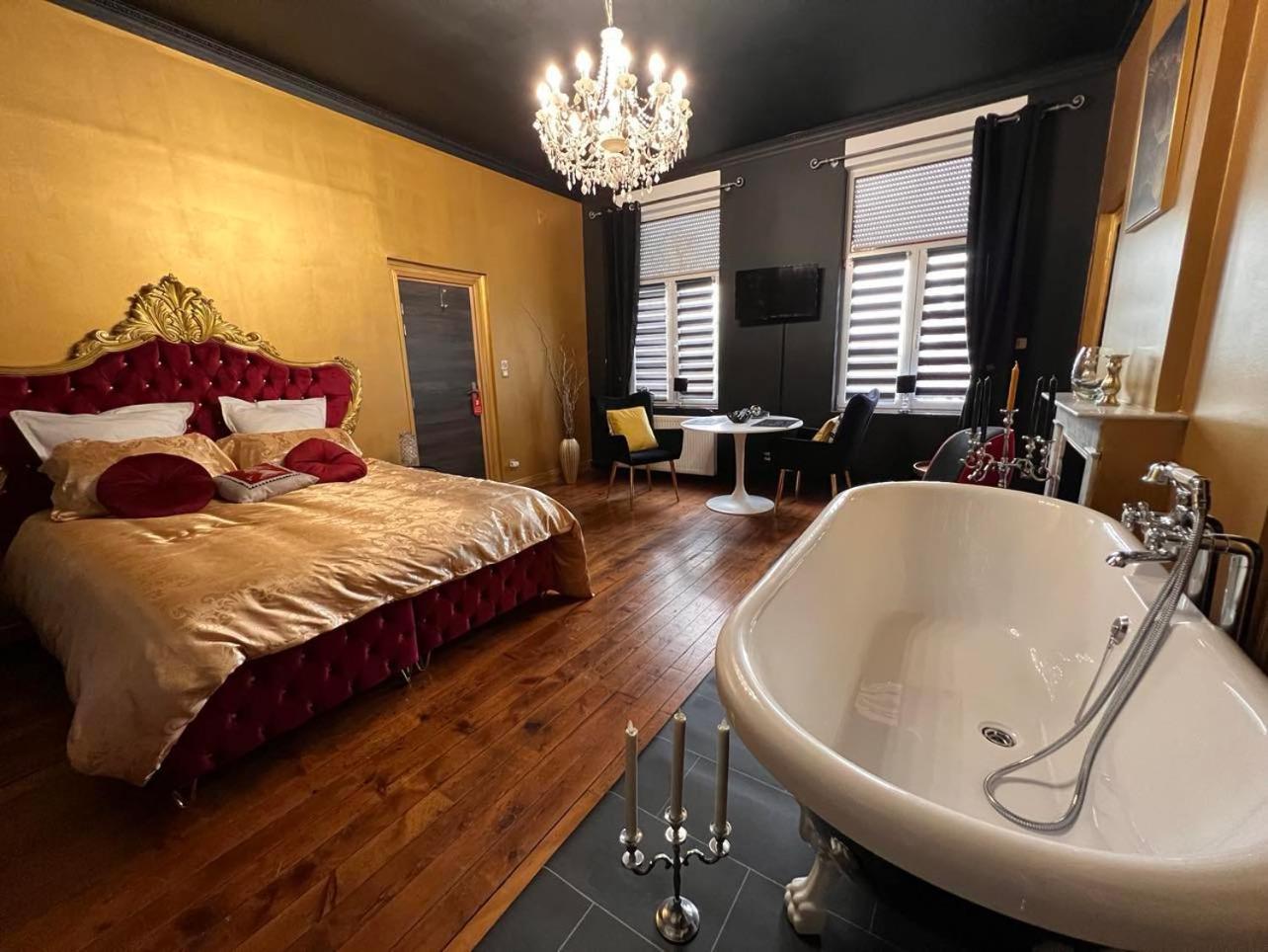 Domaine Des Anges Bed & Breakfast Avesnes-sur-Helpe Ngoại thất bức ảnh
