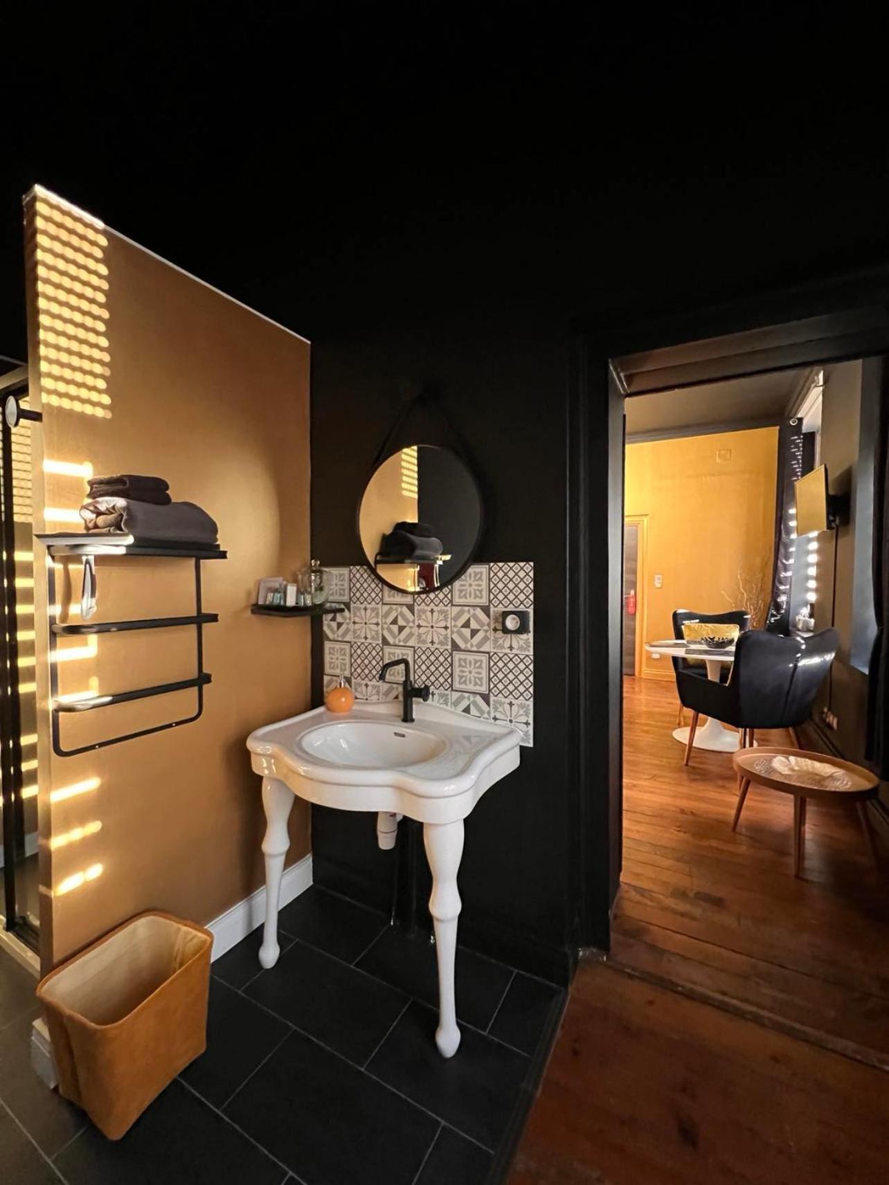 Domaine Des Anges Bed & Breakfast Avesnes-sur-Helpe Ngoại thất bức ảnh